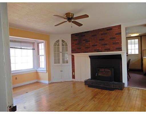 742 Old West Warren Road Warren, MA 01092 - Photo 11 of 23 Gallery Image 11