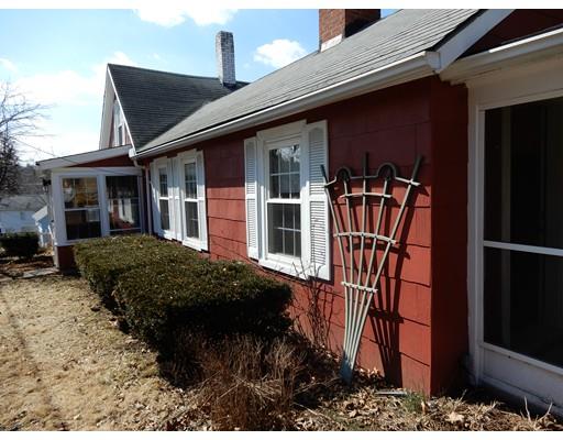 742 Old West Warren Road Warren, MA 01092 - Photo 6 of 23 Gallery Image 6