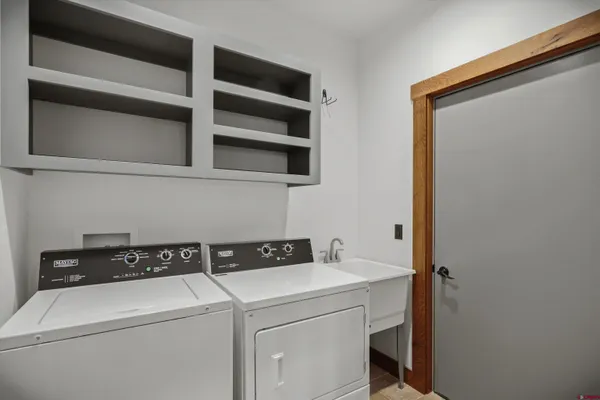 $619,000 | 572 South 5/6 Alley, Pagosa Springs, CO 81147
