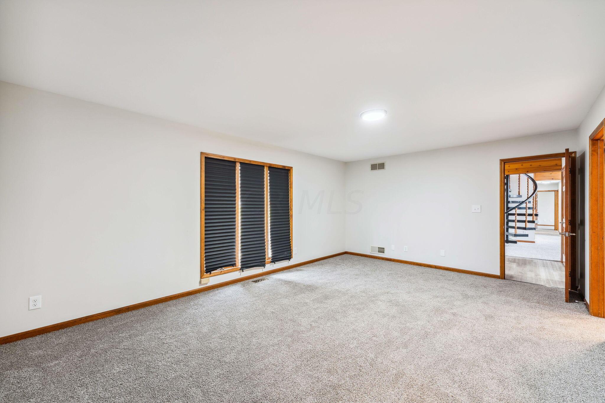 2925 Alkire Road Grove City, OH 43123 - Photo 34 of 91 48-web-or-mls-2925-alkire-rd