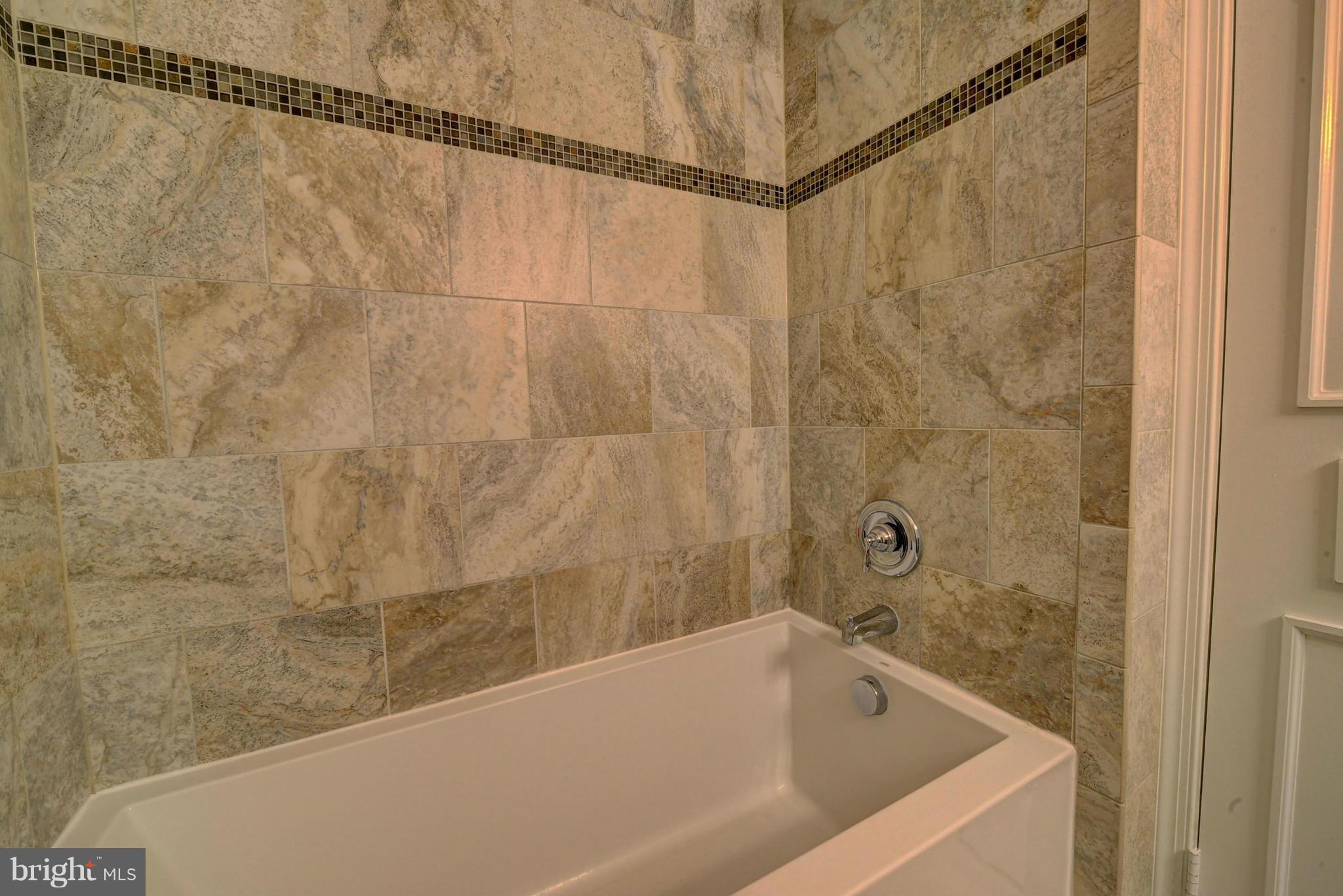 9831 Vale Road Vienna, VA 22181 - Photo 18 of 30 Bath