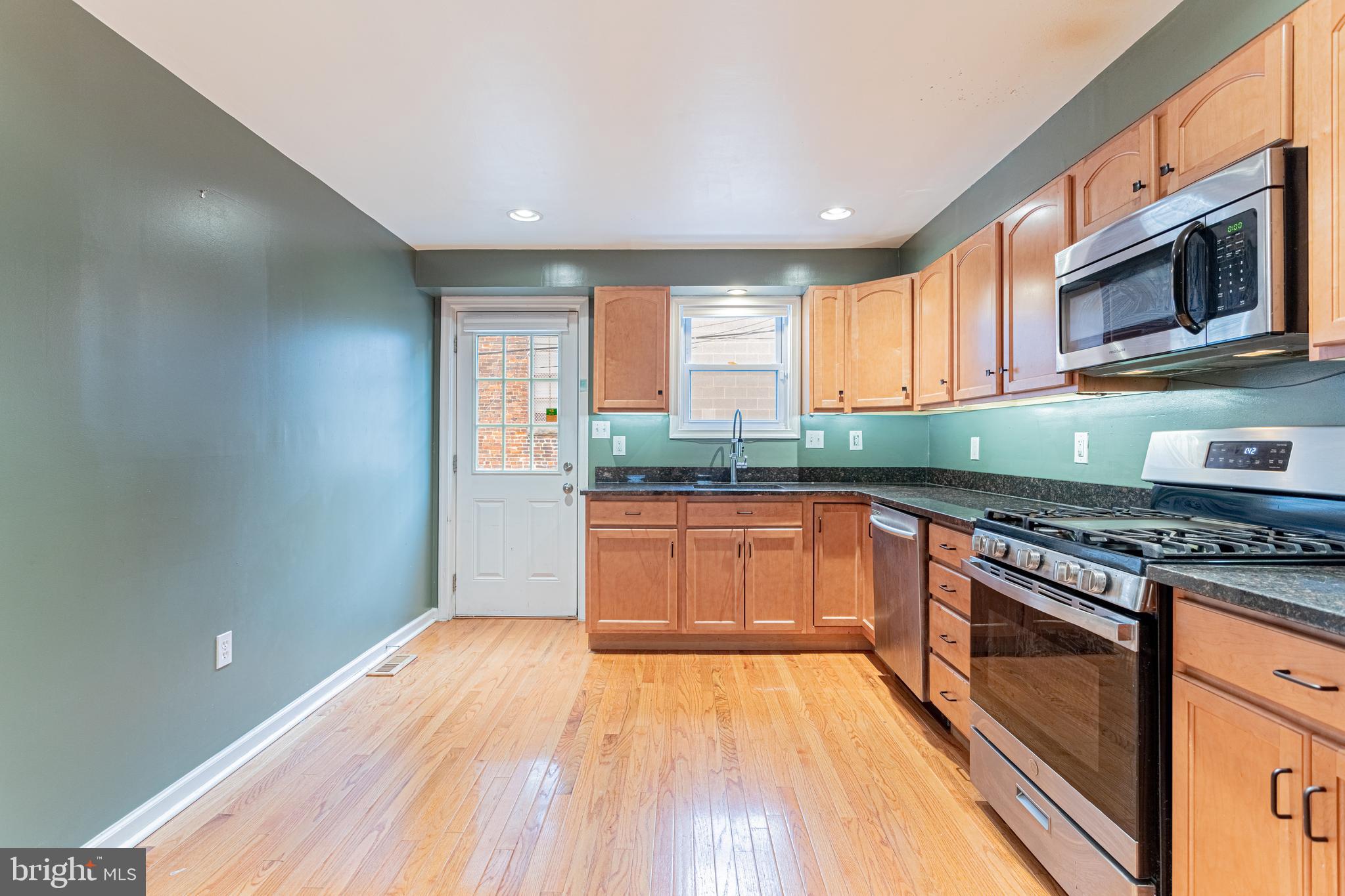 921 Ramsay Street Baltimore, MD 21223 - Photo 4 of 29 Gallery Image 4
