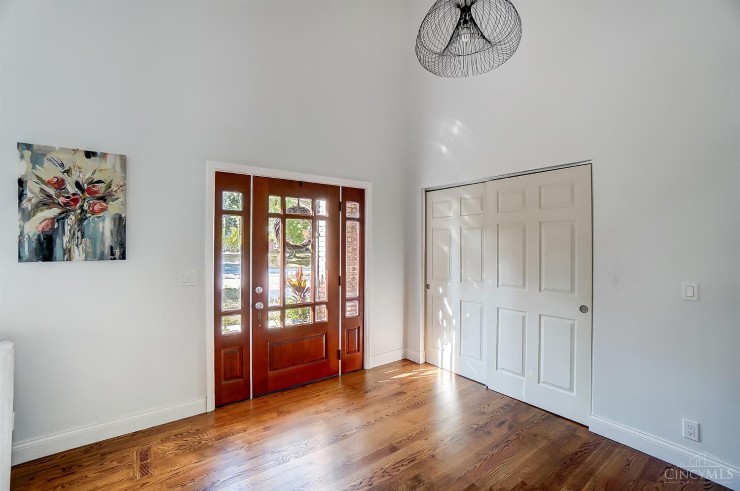 620 Brandy Way Cincinnati, OH 45244 - Photo 3 of 30 Gallery Image 3