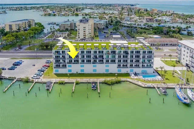 $5,000 | 400 150th Avenue, Unit 301, Madeira Beach, FL 33708