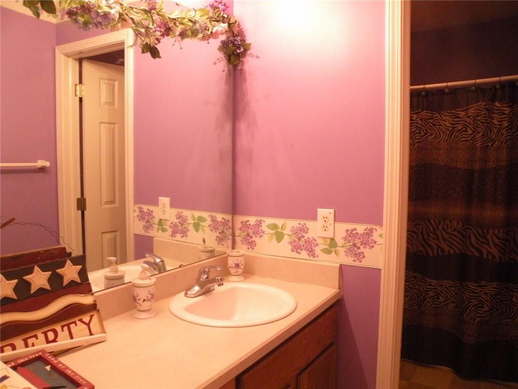 1091 Hopkins Road Indianapolis, IN 46229 - Photo 20 of 30 Gallery Image 20