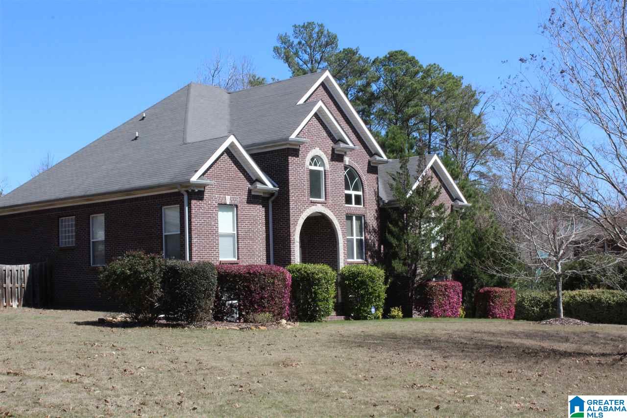 121 Thoroughbred Lane Alabaster, AL 35007 - Photo 2 of 48