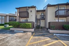 1500 Bay Area Boulevard, Unit 348 Houston, TX 77058 - Photo 12 of 13 Unit 348. Excellent location. Bottom left unit