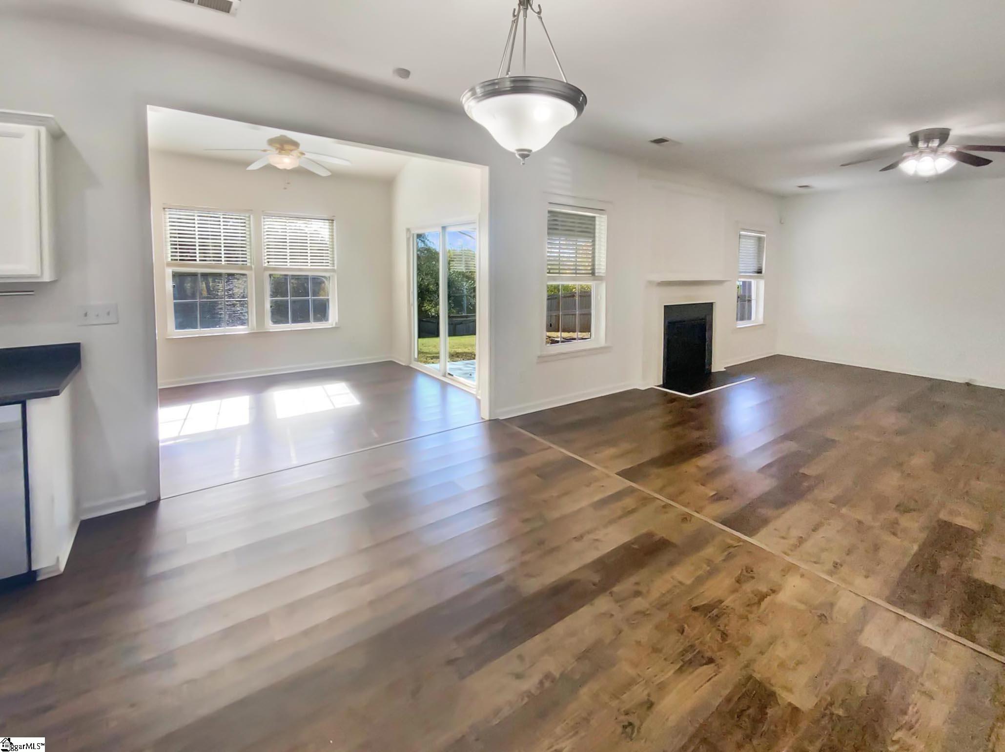 139 Castleton Circle Boiling Springs, SC 29316 - Photo 11 of 25