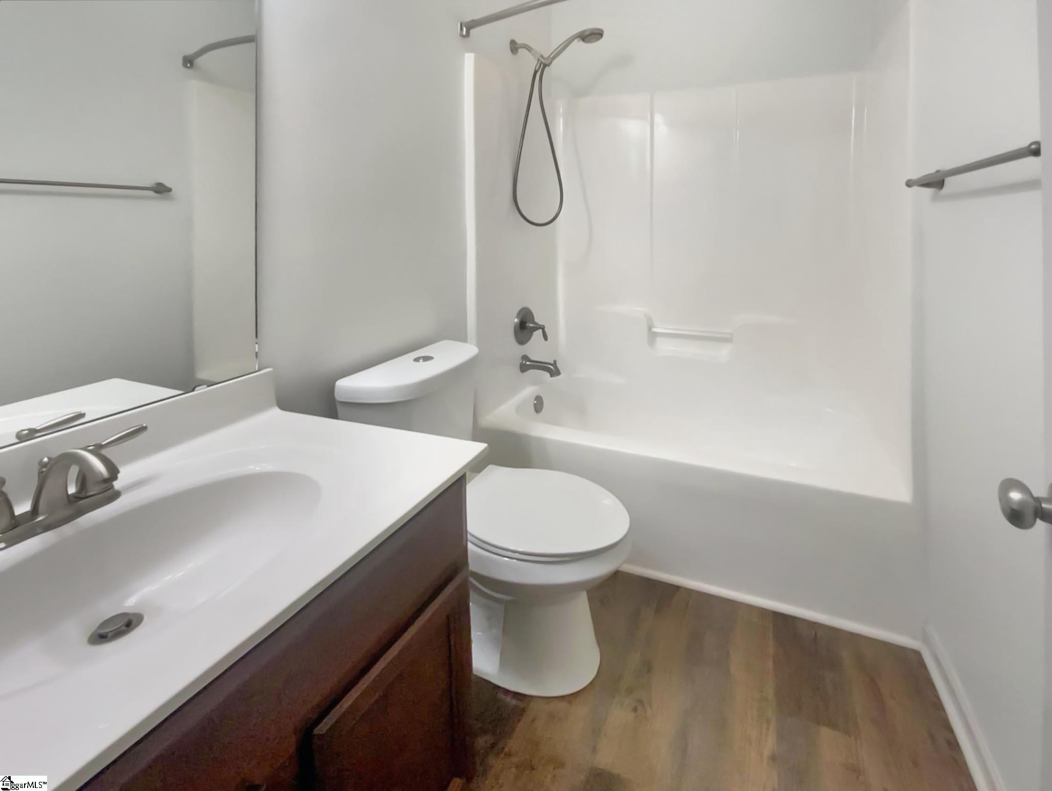 139 Castleton Circle Boiling Springs, SC 29316 - Photo 12 of 25