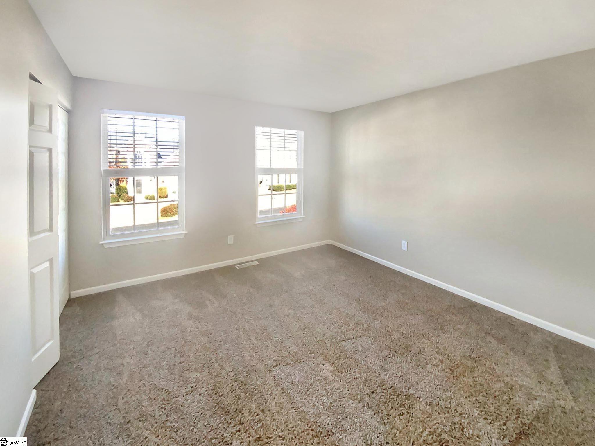 139 Castleton Circle Boiling Springs, SC 29316 - Photo 15 of 25