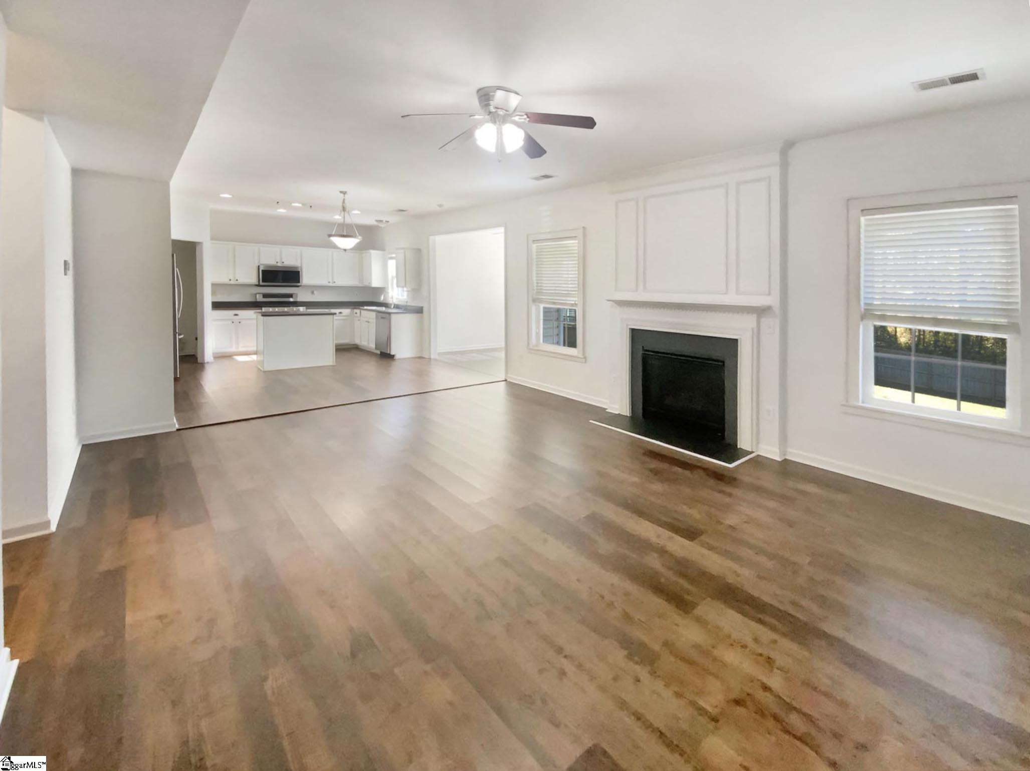 139 Castleton Circle Boiling Springs, SC 29316 - Photo 9 of 25