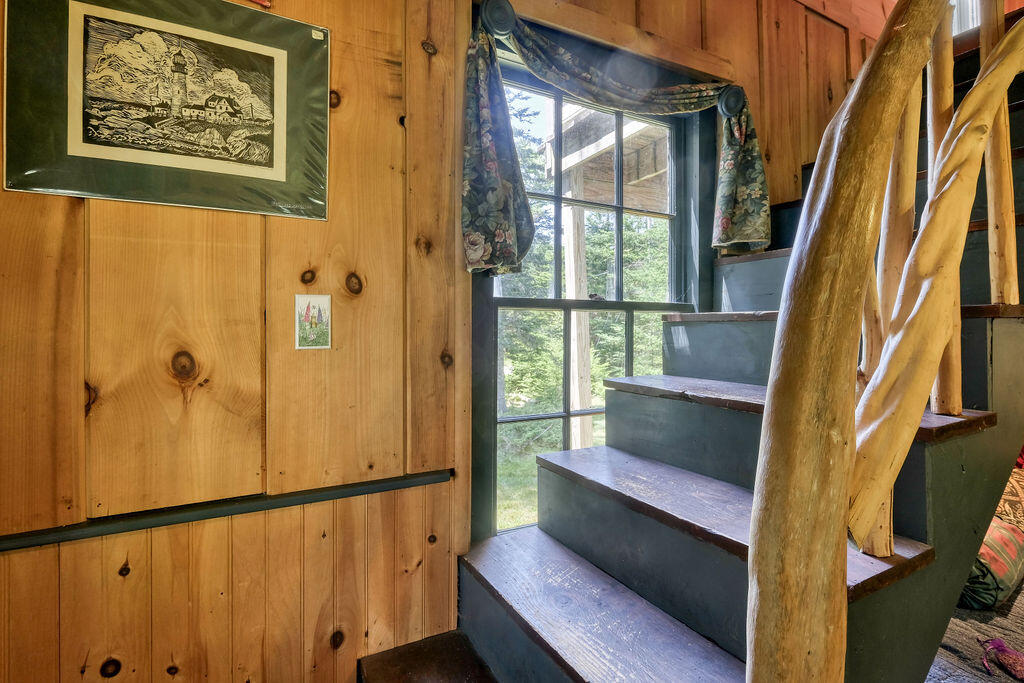 18 Cat Cove Road Stonington, ME 04681 - Photo 38 of 61 18Cat'sCove-38