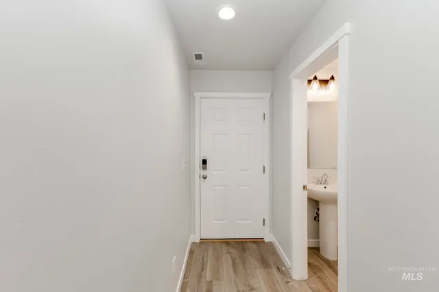 $369,990 | 216 Moose Street, Horseshoe Bend, ID 83629