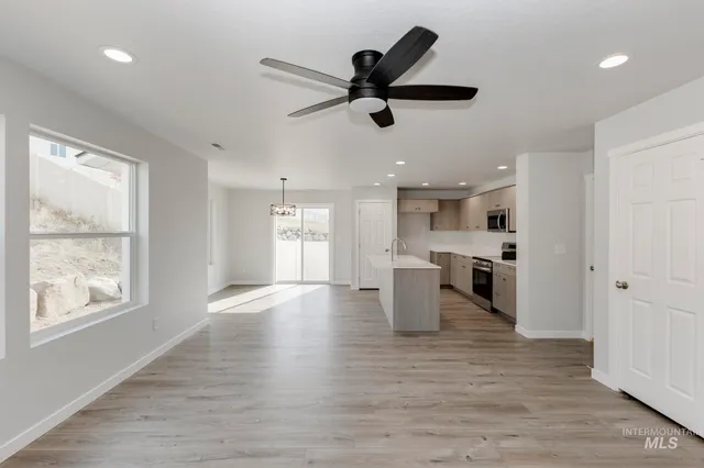 $369,990 | 216 Moose Street, Horseshoe Bend, ID 83629