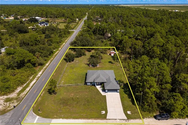 $469,000 | 7690 18th Place, LaBelle, FL 33935