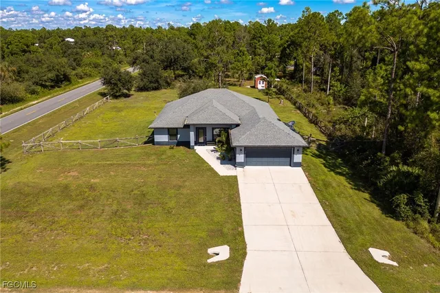 $469,000 | 7690 18th Place, LaBelle, FL 33935