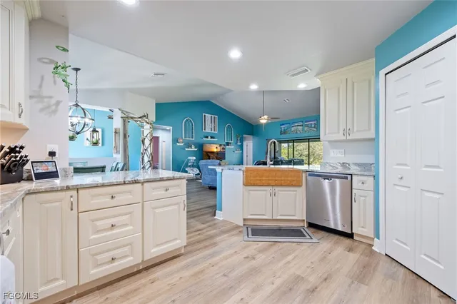 $469,000 | 7690 18th Place, LaBelle, FL 33935