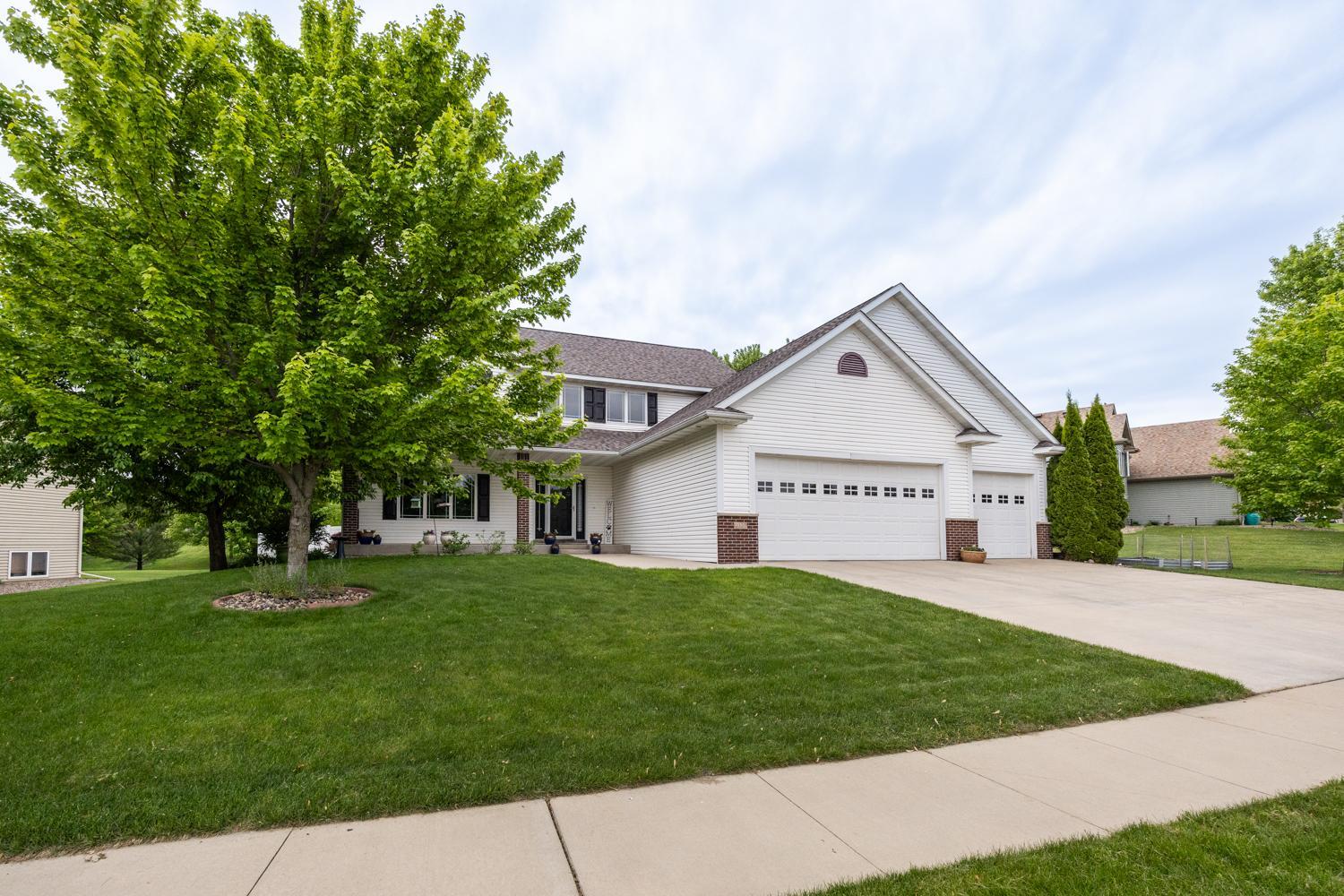 2320 Crimson Ridge Circle Northwest Rochester, MN 55901 - Photo 44 of 55 Gallery Image 44