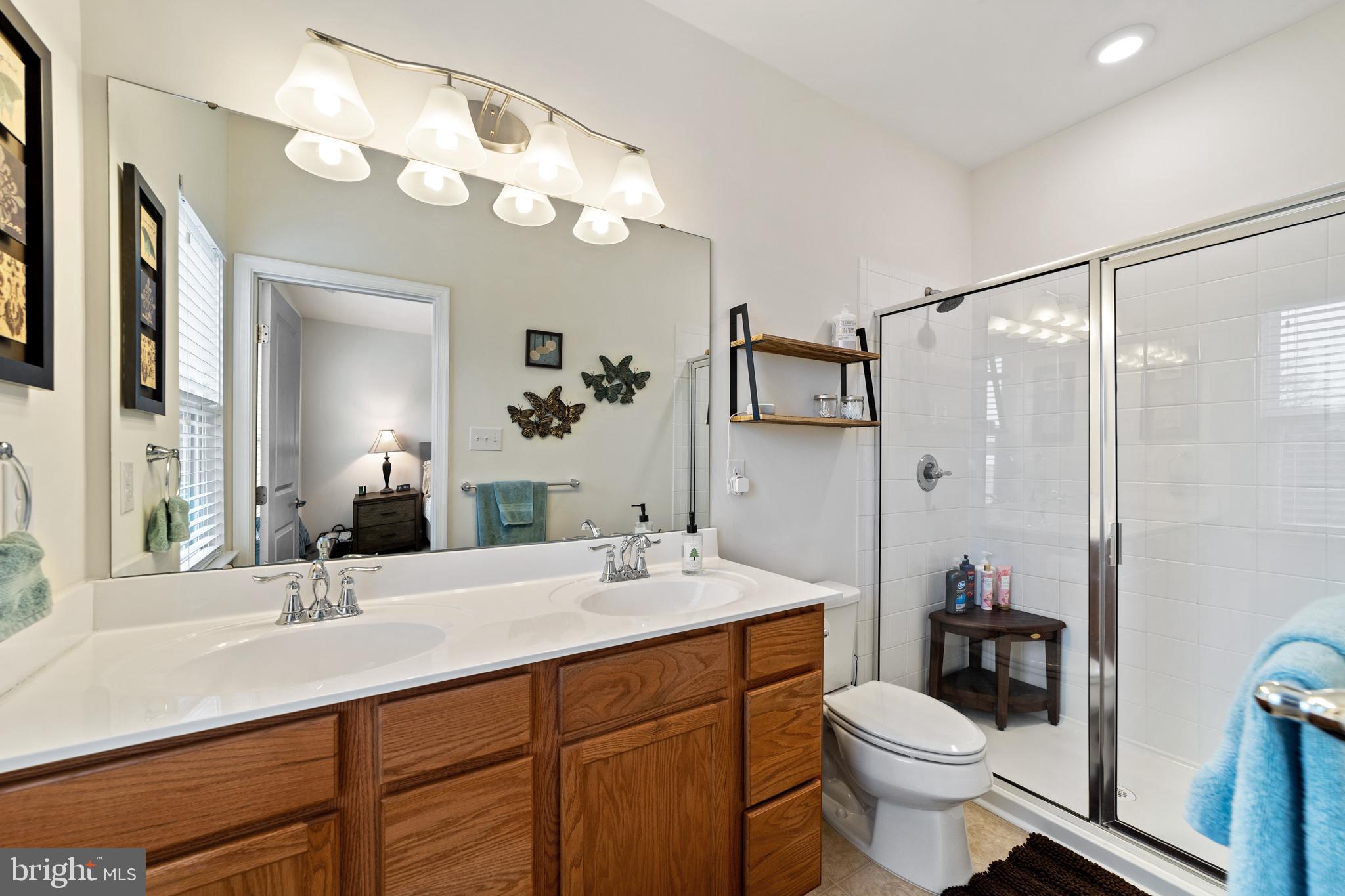 202 Iannelli Road Clarksboro, NJ 08020 - Photo 16 of 24 primary en-suit bathroom