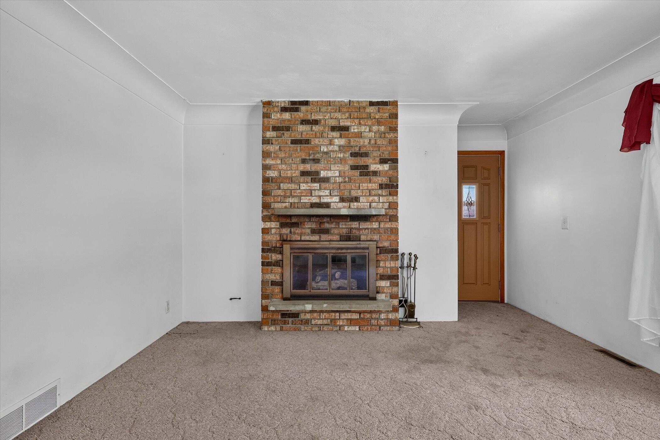 16103 Null Road Three Rivers, MI 49093 - Photo 8 of 44 08-16103-Null-Rd-WindowStill-Real-Estate