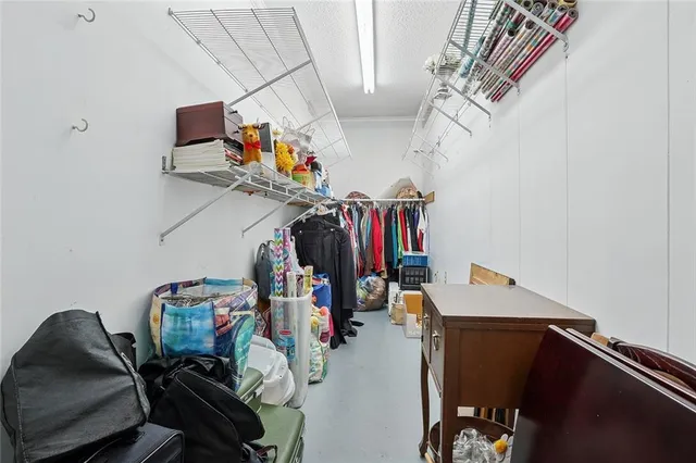 $289,900 | 4005 Hillcrest Drive, Marrero, LA 70072