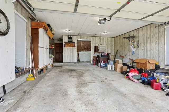 $289,900 | 4005 Hillcrest Drive, Marrero, LA 70072