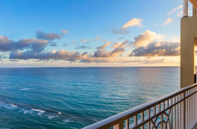 $4,595,000 | 5310 North Ocean Drive, Unit PH 1201, Singer Island, FL 33404