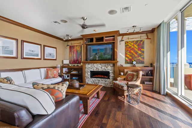 $4,595,000 | 5310 North Ocean Drive, Unit PH 1201, Singer Island, FL 33404