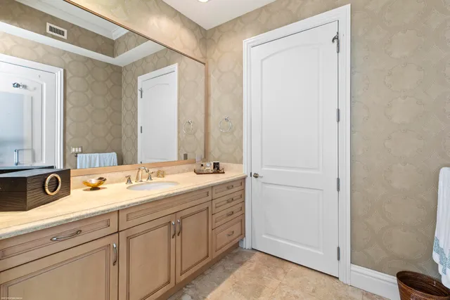 $4,595,000 | 5310 North Ocean Drive, Unit PH 1201, Singer Island, FL 33404