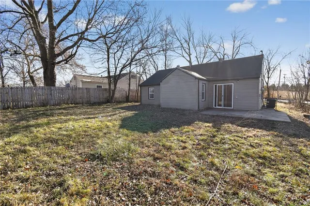 $149,900 | 7412 East 57th Street, Kansas City, MO 64129