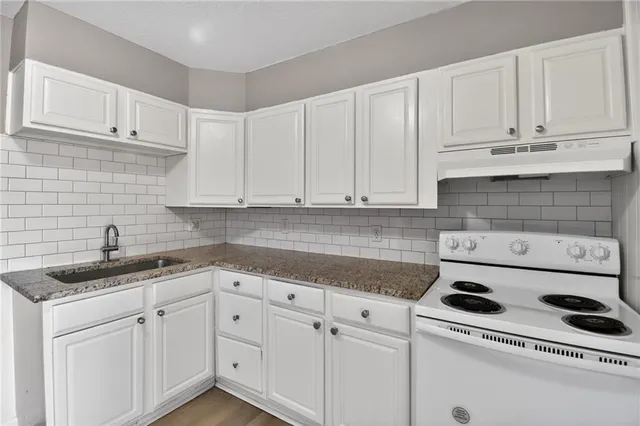 $149,900 | 7412 East 57th Street, Kansas City, MO 64129