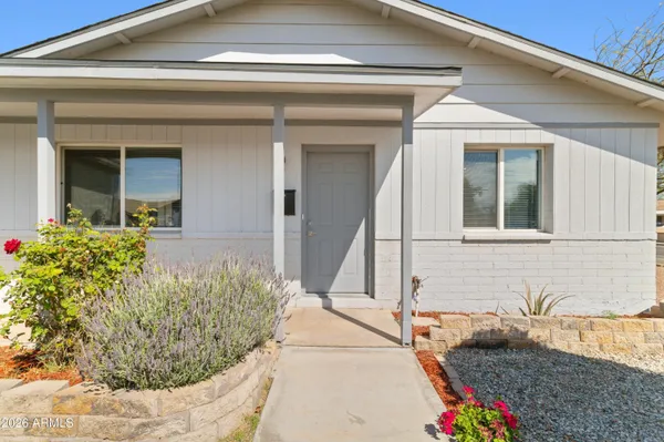 $1,999 | 6302 West Monterey Way, Phoenix, AZ 85033