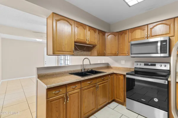 $1,999 | 6302 West Monterey Way, Phoenix, AZ 85033