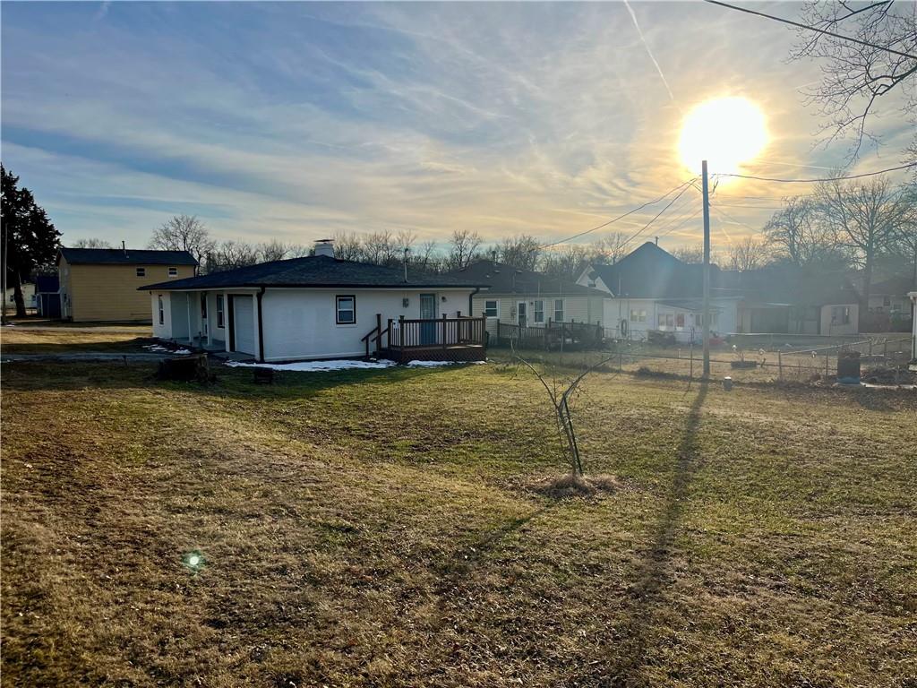 701 North Cherry Street Cameron, MO 64429 - Photo 3 of 15