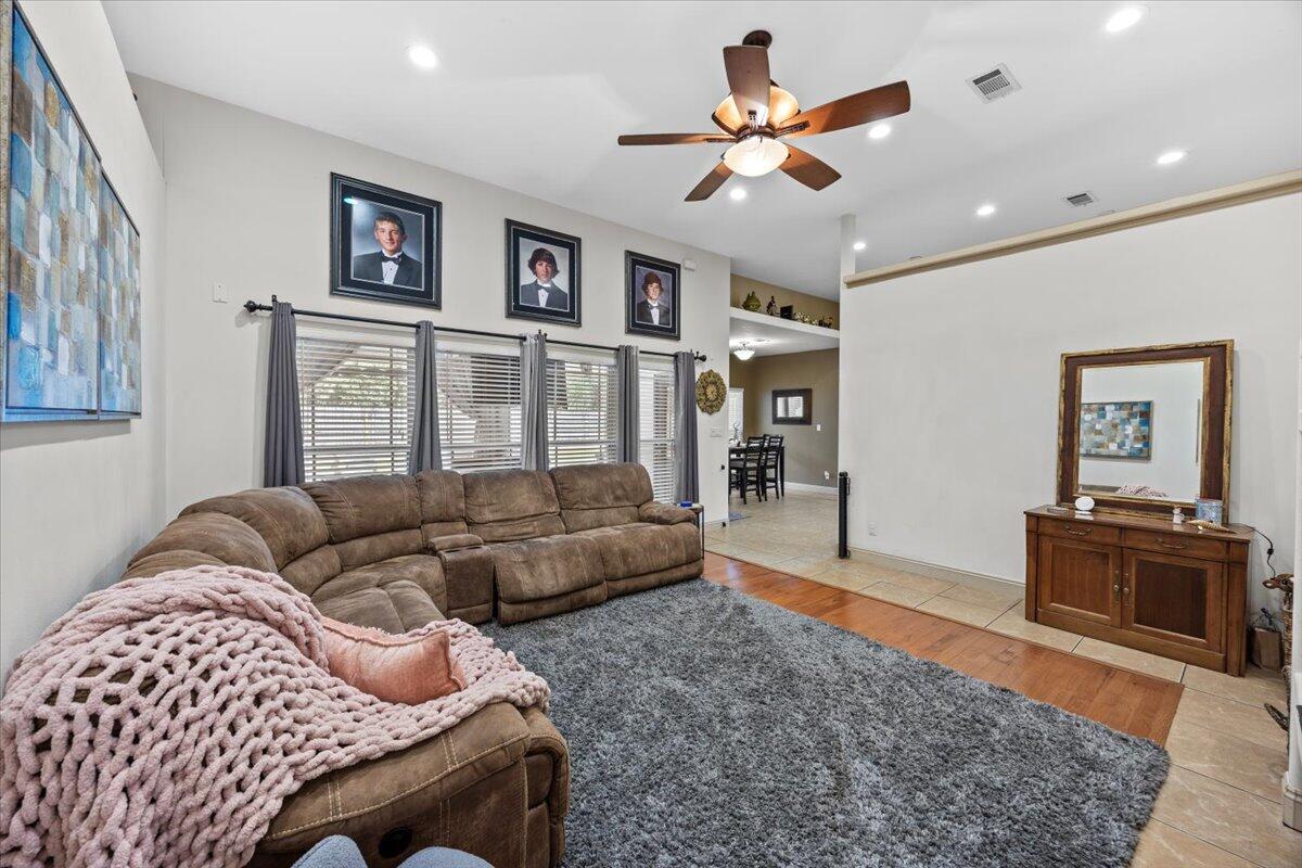 4500 Highway 20 Freeport, FL 32439 - Photo 9 of 53 12-1V3A8444