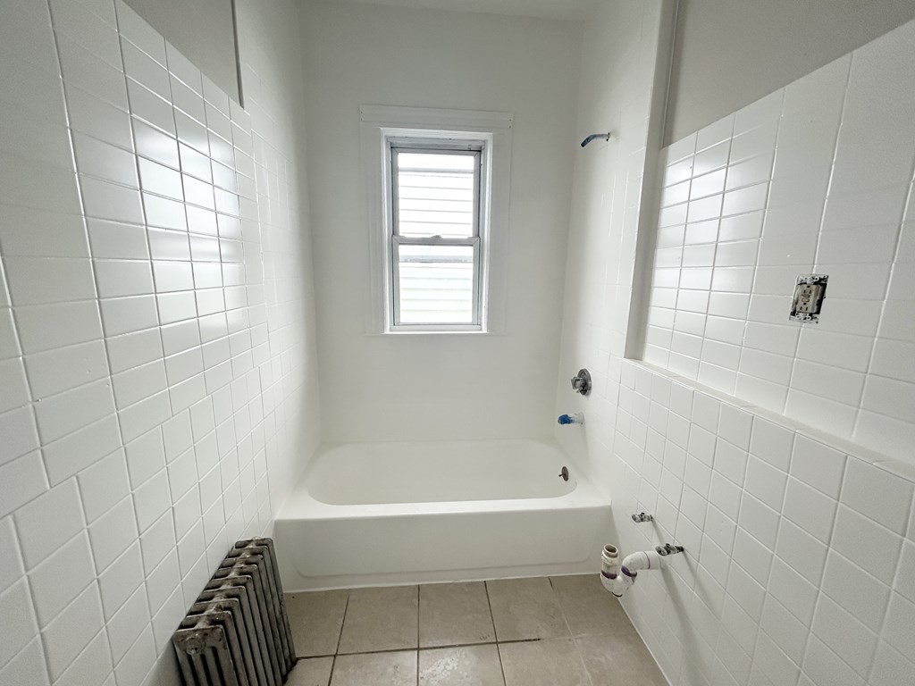 22 Humphreys Street, Unit 3 Boston, MA 02125 - Photo 7 of 8