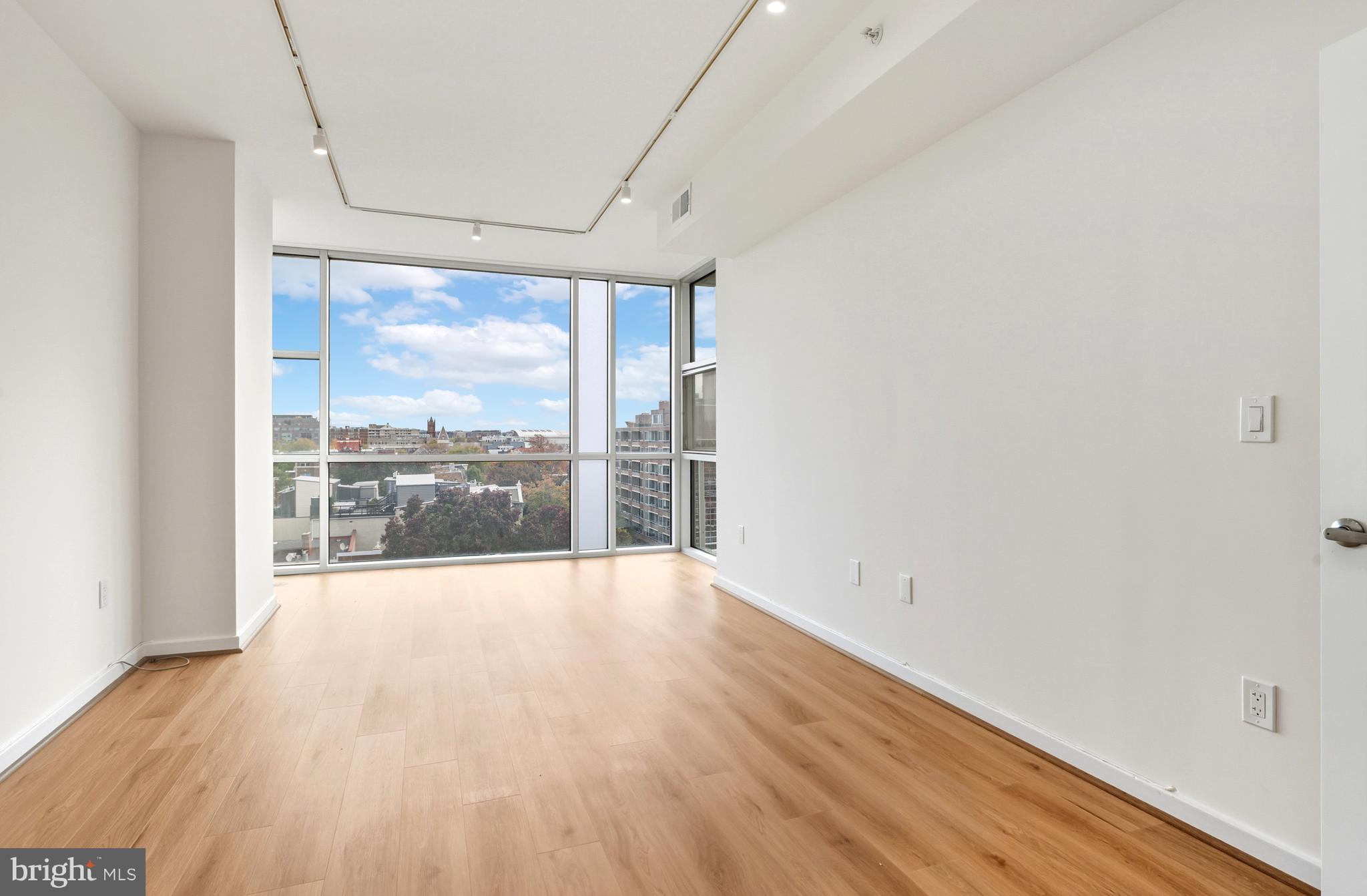 1300 13th Street Northwest, Unit 801 Washington, DC 20005 - Photo 18 of 28 Bedroom 2
