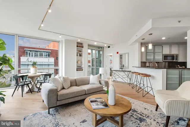 $1,175,000 | 1300 13th Street Northwest, Unit 801, Washington, DC 20005