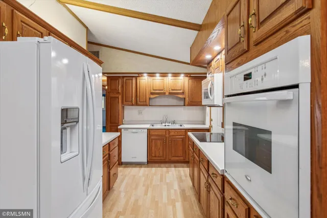 $259,900 | 104 Bavarian Circle, Cannon Falls, MN 55009