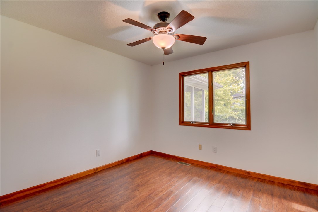 933 West Frank Drive Decatur, IL 62526 - Photo 21 of 30