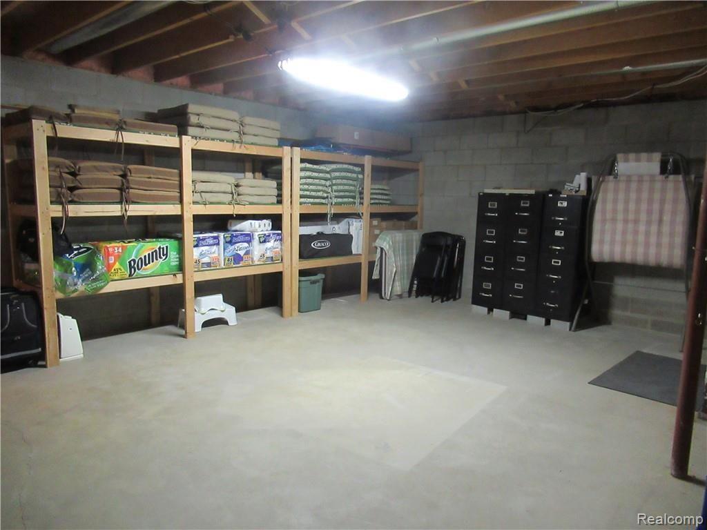 15805 Almont Road Allenton, MI 48002 - Photo 30 of 45 IMG_0951.JPG