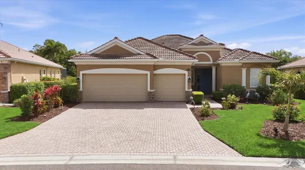$774,900 | 431 Grand Preserve Cove, Bradenton, FL 34212