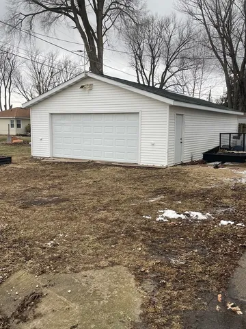 $114,900 | 901 Oak Avenue, Sterling, IL 61081