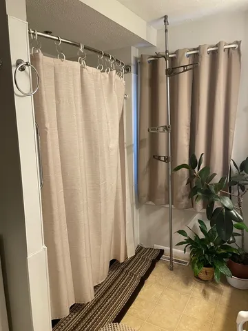 $114,900 | 901 Oak Avenue, Sterling, IL 61081