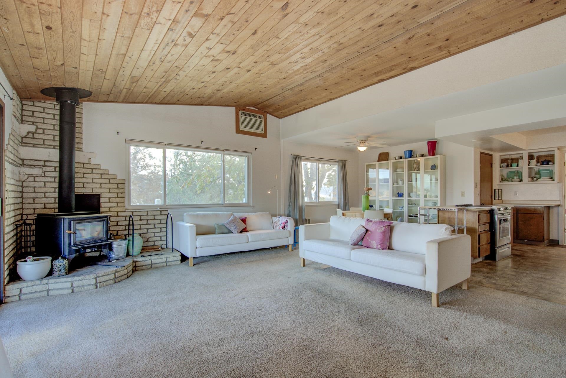 3115 Racoon Drive Hornbrook, CA 96044 - Photo 31 of 46 Gallery Image 31