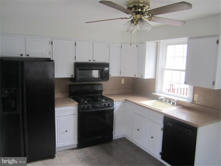 818 Haverford Road Ridley Park, PA 19078 - Photo 4 of 11