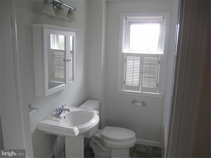 818 Haverford Road Ridley Park, PA 19078 - Photo 8 of 11