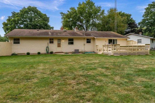 $299,000 | 3337 Colby Lane, Janesville, WI 53546