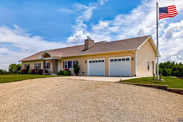 $825,000 | 4249 Northwest 86th Street, Topeka, KS 66618