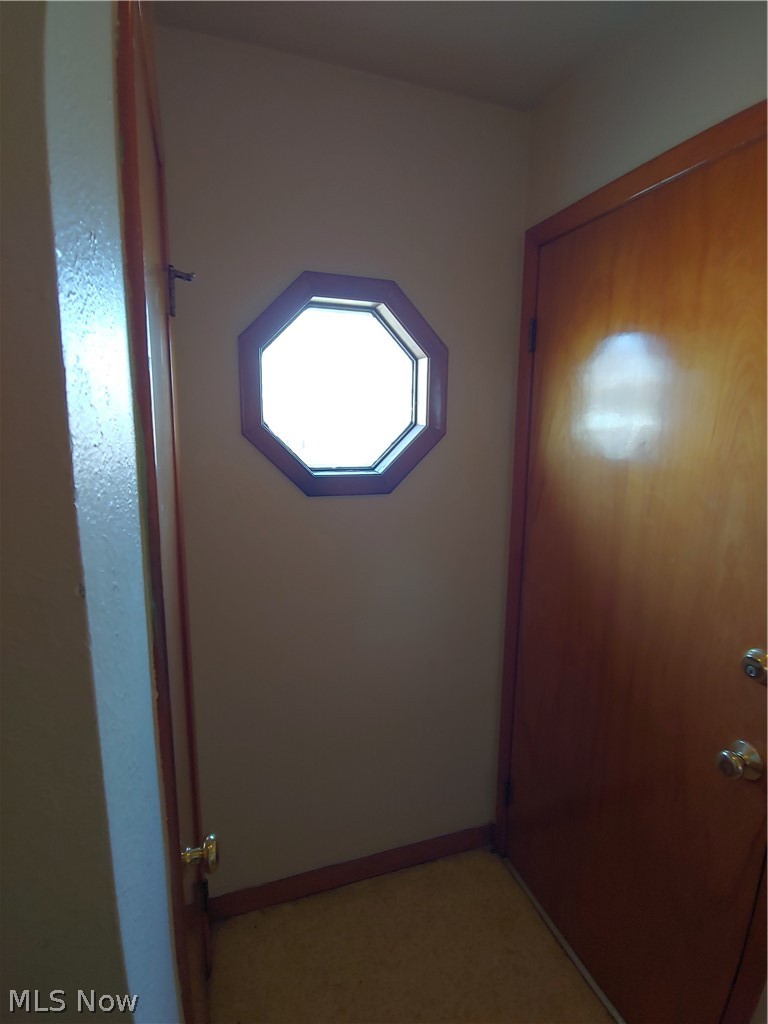 4269 Valley Road, Unit 2/UP Cleveland, OH 44109 - Photo 4 of 30